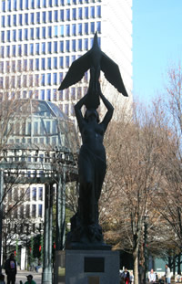 Phoenix statue in Woodruff Park